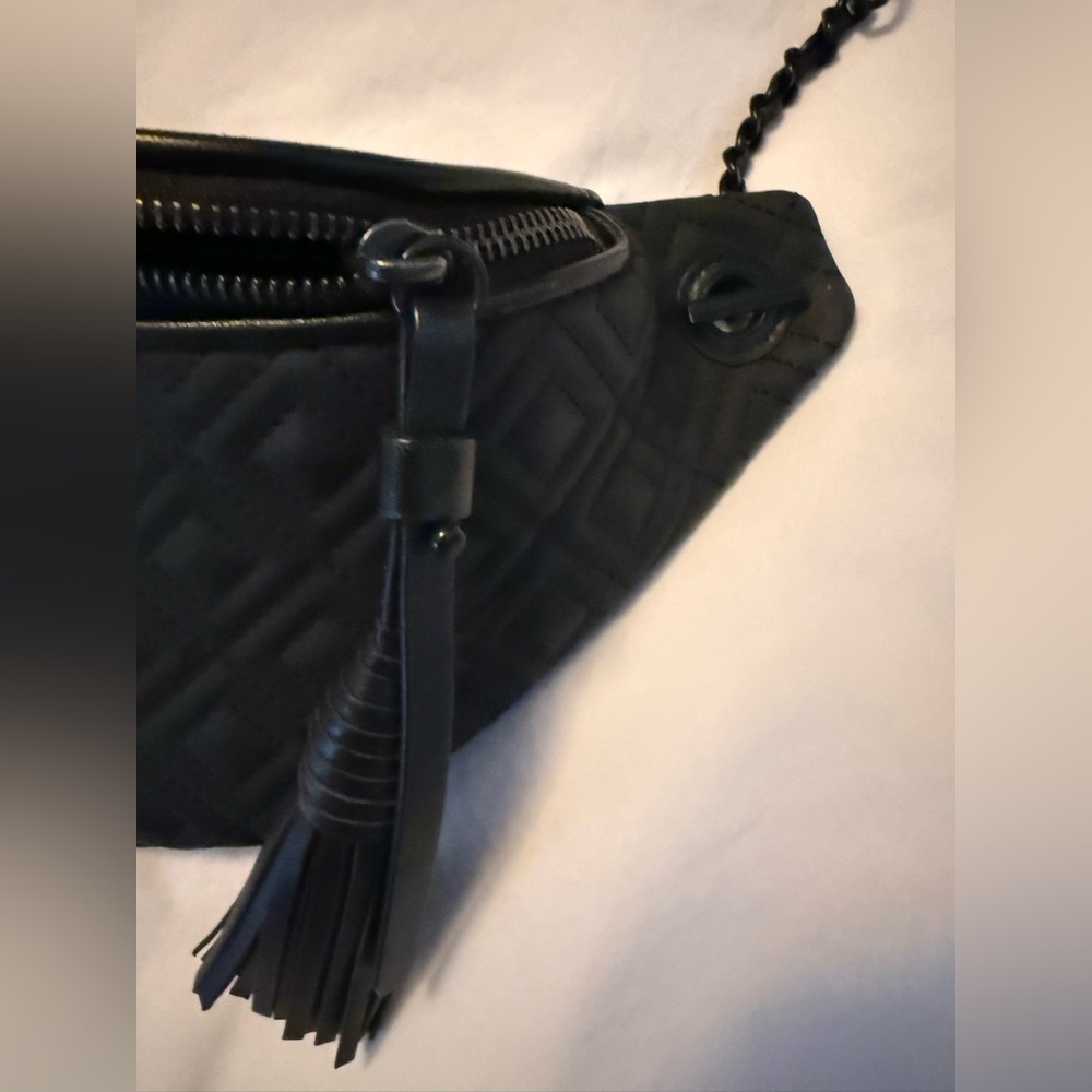Tory Burch Black Quilted Crossbody Bag - Picture 7 of 9